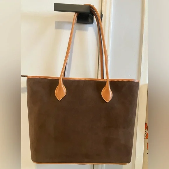 NEW Dooney and Bourke Brown Suede Tote/Handbag - Picture 2 of 11